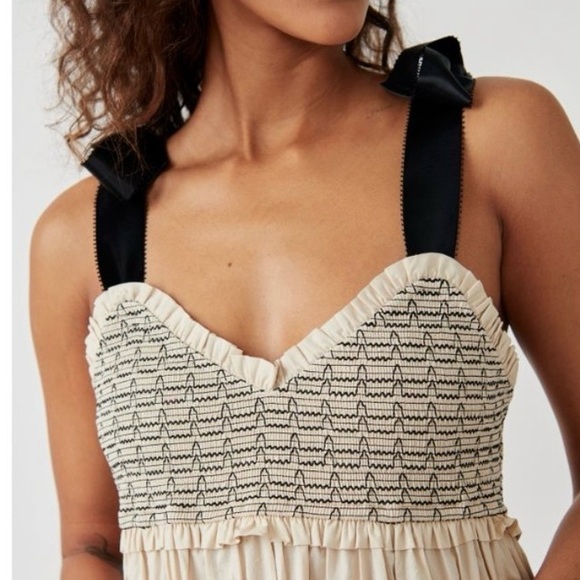 Free People Bluebell Maxi Dress NWT - Picture 4 of 7